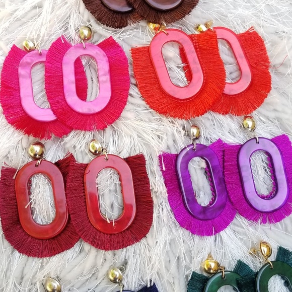 Fashion Earrings lots of colors to choose from - Picture 1 of 3